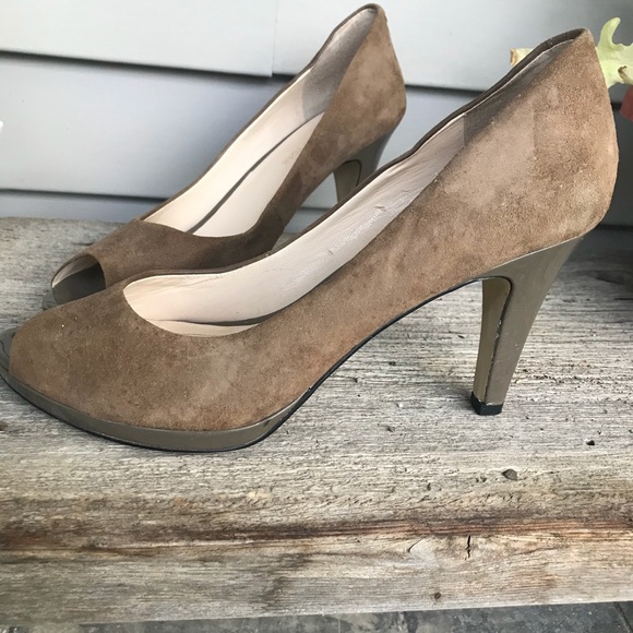 Suede peep toe heels - Picture 3 of 6
